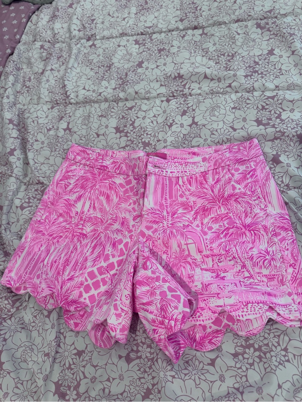 Lilly Pulitzer Pink Tropical Palm Scalloped Hem Skort / Shorts - Size 10